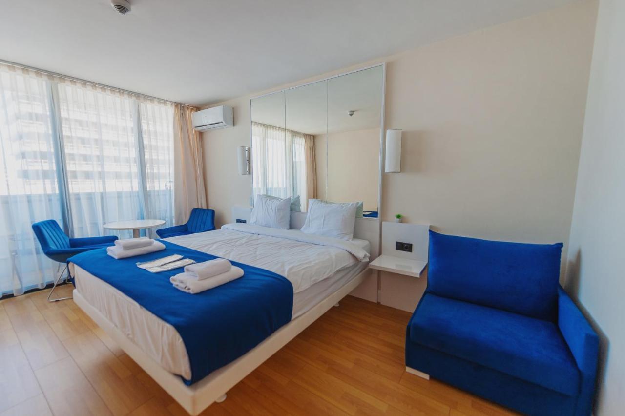 Panorama Aparthotel Orbi City Batumi Exteriör bild