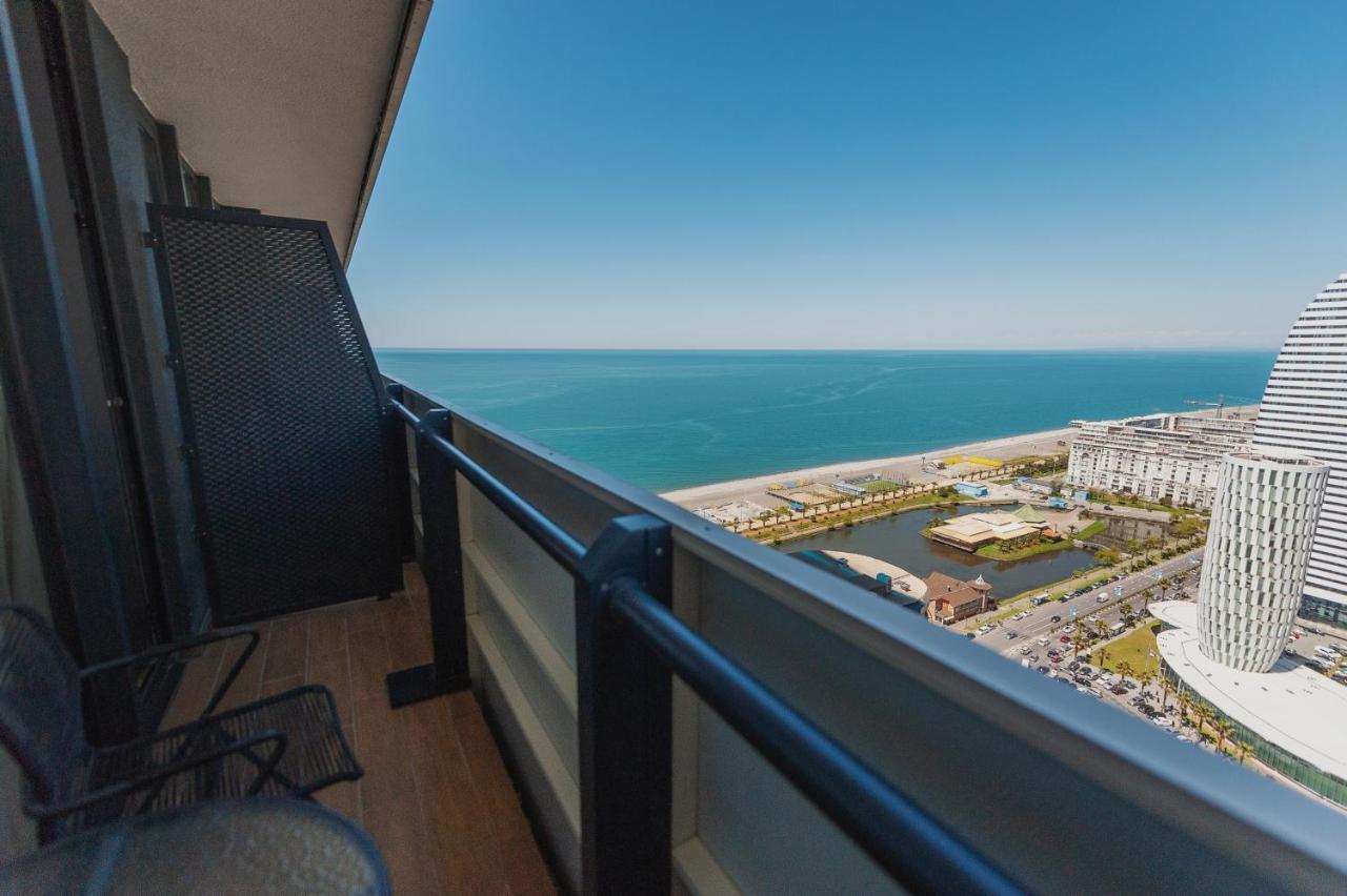Panorama Aparthotel Orbi City Batumi Exteriör bild